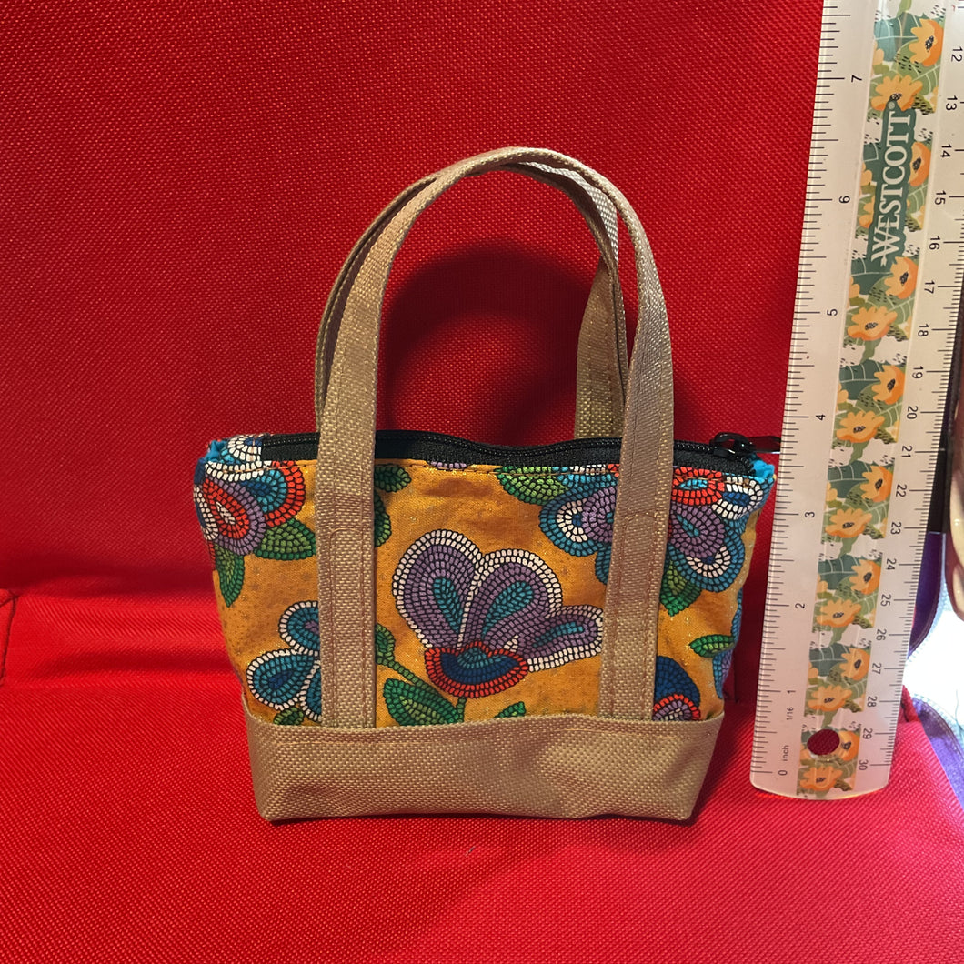 Teeny Tote 6