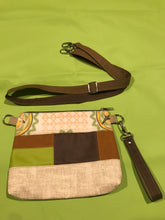 Load image into Gallery viewer, Wristlet
