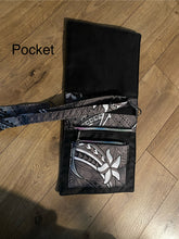 Load image into Gallery viewer, Crossbody - Aloha Print - Red
