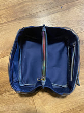Load image into Gallery viewer, Wide Mouth Boxy Bag
